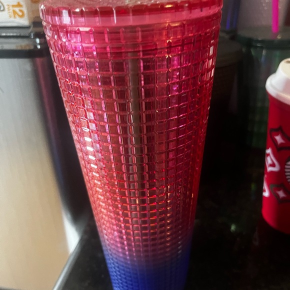 24 Starbucks Cups! - Picture 9 of 10